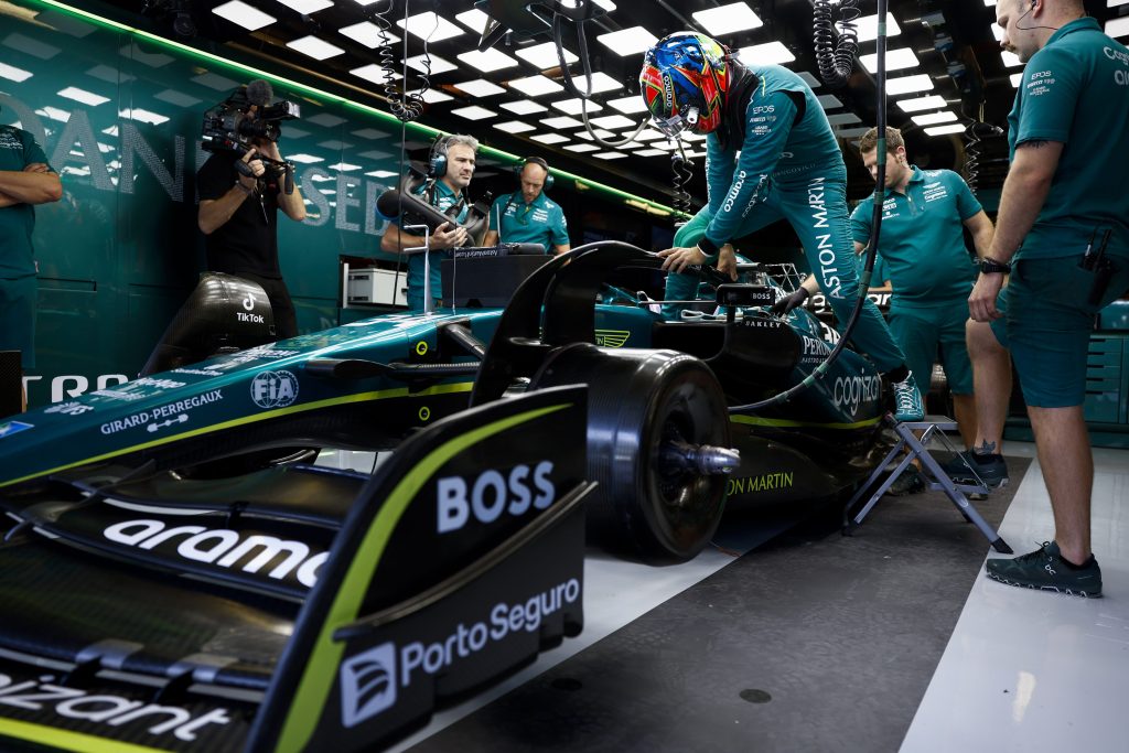 Aston Martin revela carro para sua segunda temporada na F1, em 2022, fórmula  1